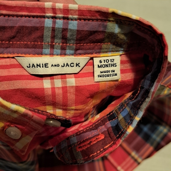 Janie and Jack boys size 6-12 months red plaid button down shirt - Picture 3 of 6
